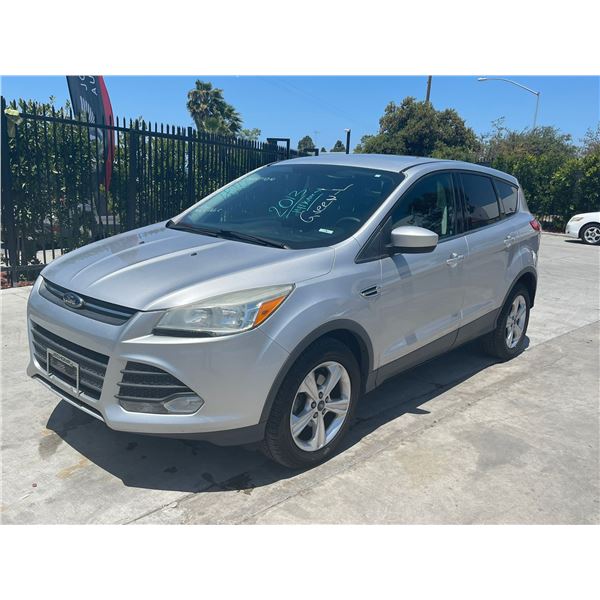 FORD ESCAPE 2013 O/S T-DONATION