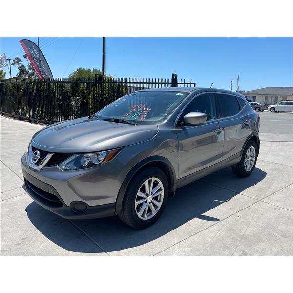 NISS ROGUE 2017 REPO- WAIT/TITLE