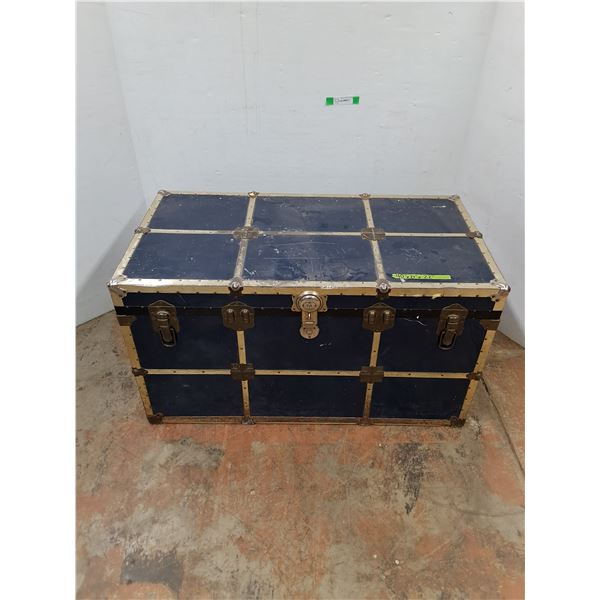 *Vintage Trunk - Cannot Ship