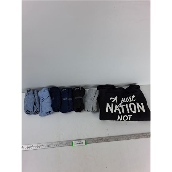 (6) Hanes Underwear (1) Extra Large T-Shirt