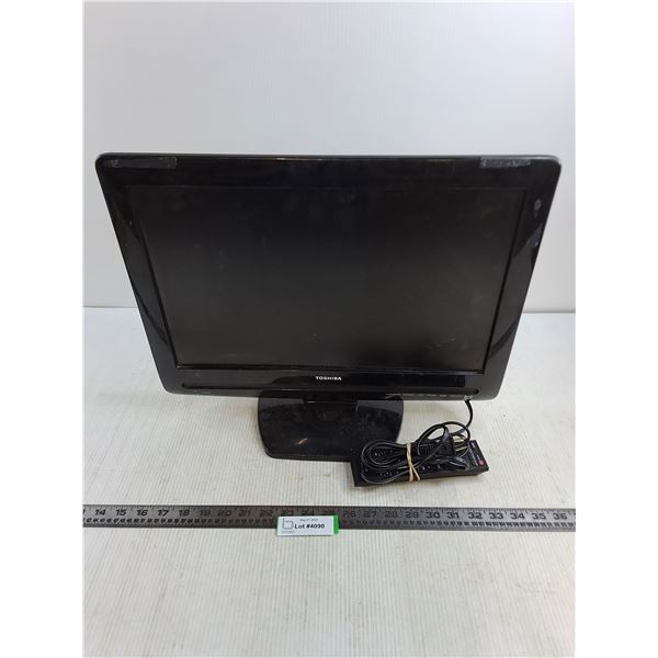 Toshiba LCD 19" TV/DVD Combo with Remote - Powers On