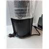 Image 6 : Keurig Coffee maker, Oster Blender - Works