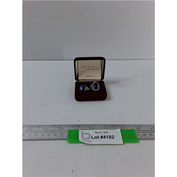 (2) Costume Jewelry Rings