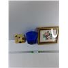 Image 1 : Glass Vase, Picture Frame, Framed Picture - 12'' x 10.5''