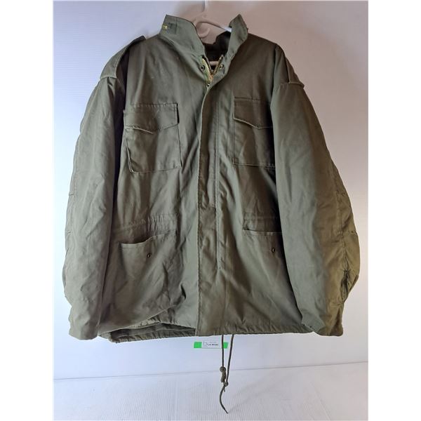 *Men's 2XL Winter Military Jacket