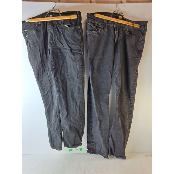 (2) Pairs of Jeans- True Religion-36, Levi Strauss- W36 L30