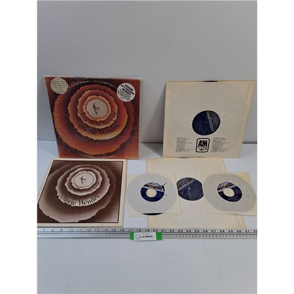 Stevie Wonder Record Set: Songs in the Key of Life