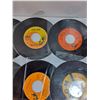 Image 4 : (27) Records: 45 Size - Assorted - Christmas, Barry Allen, The Beach Boys, Misc