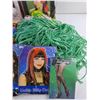 Image 3 : Halloween Wigs, Pantyhose and Decorations
