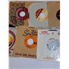 Image 4 : (12) Records: 45 Size - Assorted - Alley Cat, Garry Lewis, Misc
