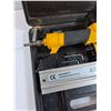 Image 2 : Power Fist Air Nailer - 18 Gauge Brad Nails from 5/8"-2" w/Case - Untested