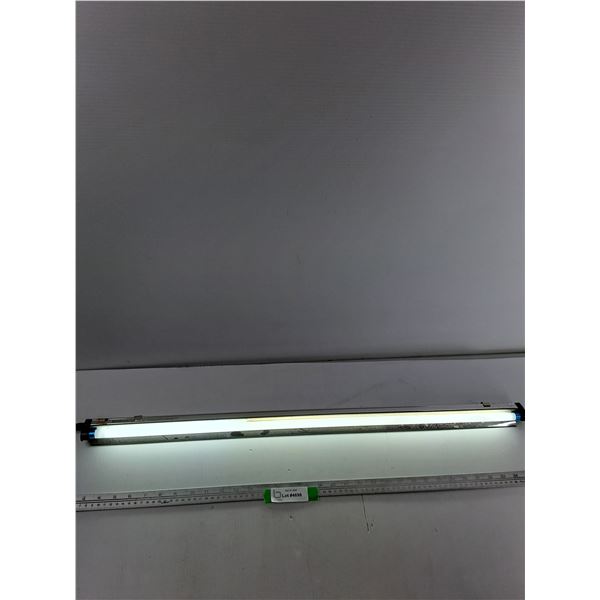 Sunblaster Horticultural Lighting, NanoTech T5 Reflector - Works