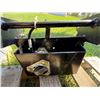 Image 10 : JOHN DEERE 18720 47-INCH QUICK-HITCH SNOW BLOWER