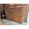 Image 3 : SOFT CAB FOR JOHN DEERE TRACTOR 1025R - NEVER INSTALLED - STILL IN SHIPPING CRATE