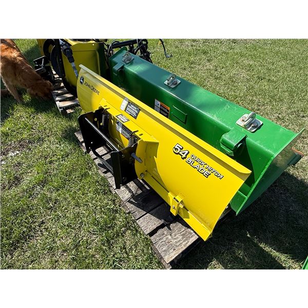 JOHN DEERE 54-IN QUICK HITCH FRONT BLADE