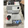 Image 2 : Allen-Bradley #284D-FVD1P4Z-10-CRW-EMI Drive & Base