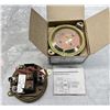 Image 2 : (2) Dwyer Instruments #1911-0 Pressure Switches