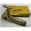Image 3 : (2) AGCO Anderson Greenwood #M5HC-46L Long Gauge Valves
