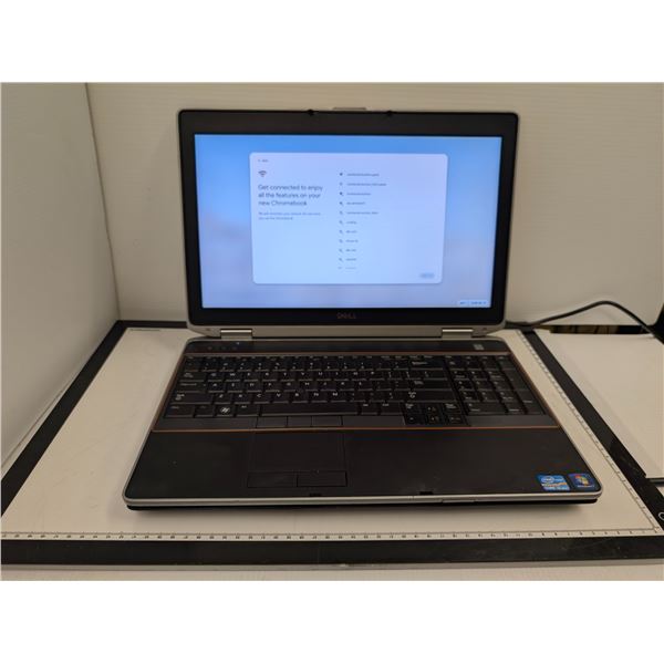 DELL LATITUDE E5520 15" i5-2540M