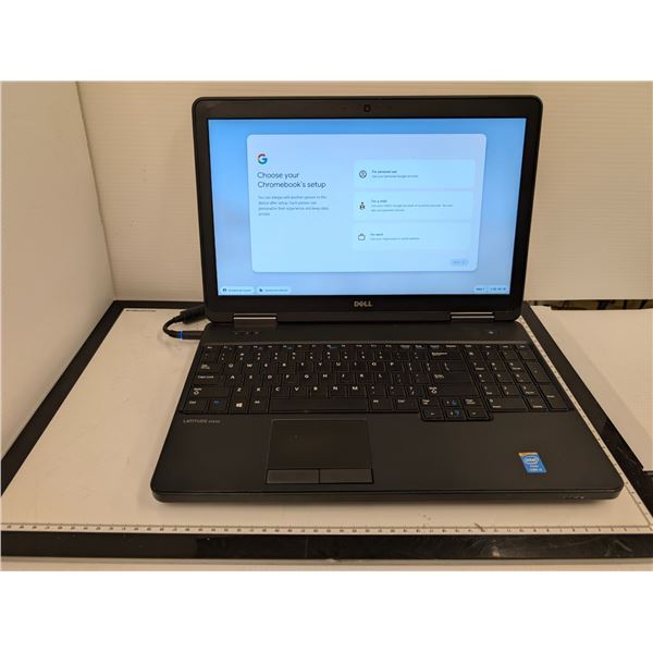 DELL LATITUDE E5540 15" i3-4010U