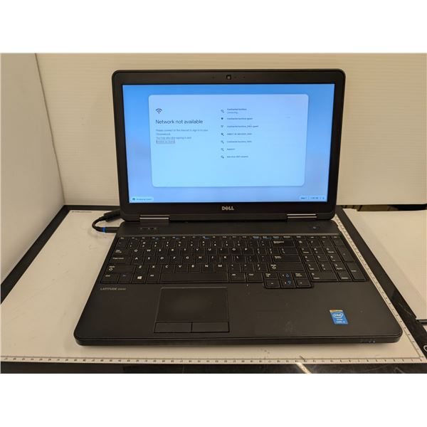 DELL LATITUDE E5540 15" i3-4010U