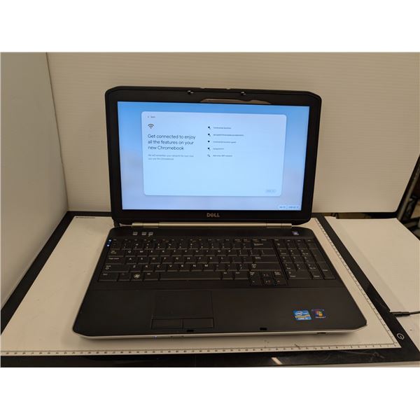 DELL LATITUDE E5520 15" i3-2310M