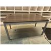 Image 1 : TABLE ULINE 59"x30"x30"