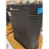 Image 1 : PURIFICATEUR D'AIR HEPA HONEYWELL #HPA300C