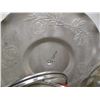 Image 3 : BOX C/W ASSORTED POTS & PANS