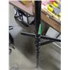 Image 2 : ESTATE:  METAL PLANT STAND