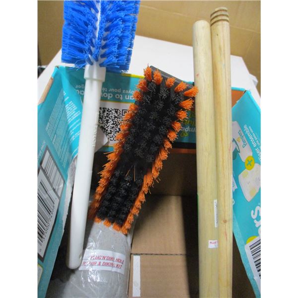 ESTATE:  BOX C/W HANDLES & BRUSHES