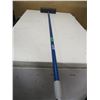 Image 1 : ESTATE:  SCRUB BROOM