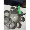 Image 3 : ESTATE:  SERVING SET FOR EIGHT
