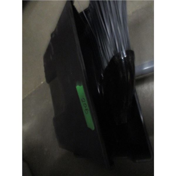 FREIGHT DAMAGE (AS IS):  DUSTPAN WITH HANDLE, BROOM HEAD (NO HANDLE)