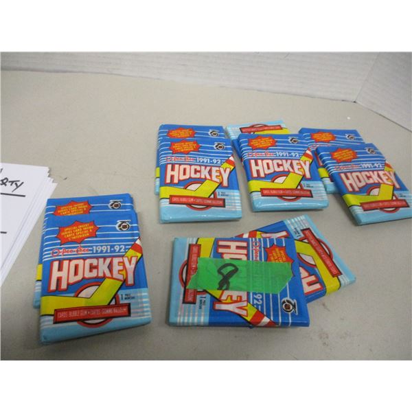 COLLECTABLE:  10 PACKAGES OF OPEECHEE HOCKEY CARDS