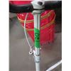 Image 3 : 3 WHEEL SCOOTER