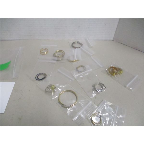 BAG C/W HOOP EARRINGS