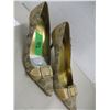Image 1 : LADIES HIGH HEEL GUESS SHOES (SIZE 7M)