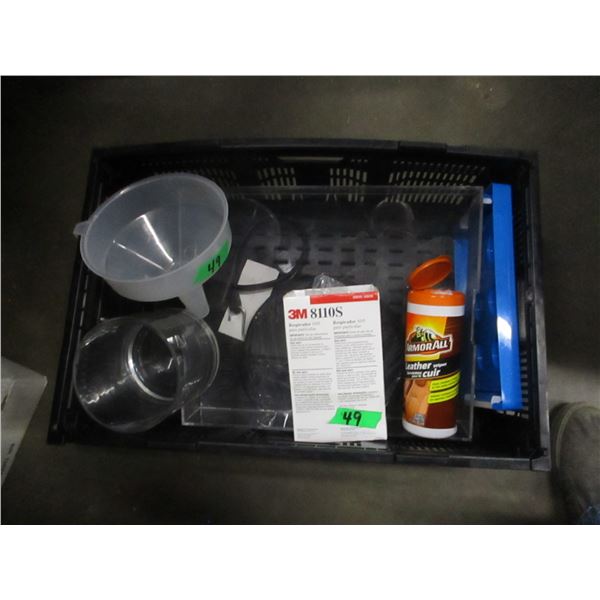 BOX C/W FUNNEL, TRAY, WIPES, ETC