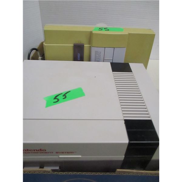 FLAT C/W NINTENDO GAMES & CONTROLS