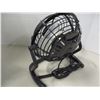 Image 3 : SEIZURE (AS IS):  4" MINI DESKTOP FAN