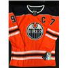 Image 3 : CONNOR MCDAVID SIGNED OILERS JERSEY KB AUTHENTICS COA