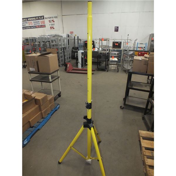 1 Laser Level Tripod