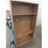 Image 1 : Wooden Bookshelf