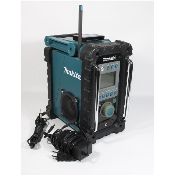 MAKITA JOB SITE RADIO WITH CHARGER AND AUX
