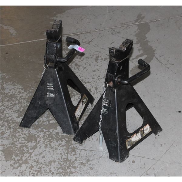 SET OF PROPOINT JACK STANDS WITH SAFETY PIN