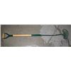 Image 1 : LEE VALLEY SOD LIFTER GARDENING/ LAWN TOOL