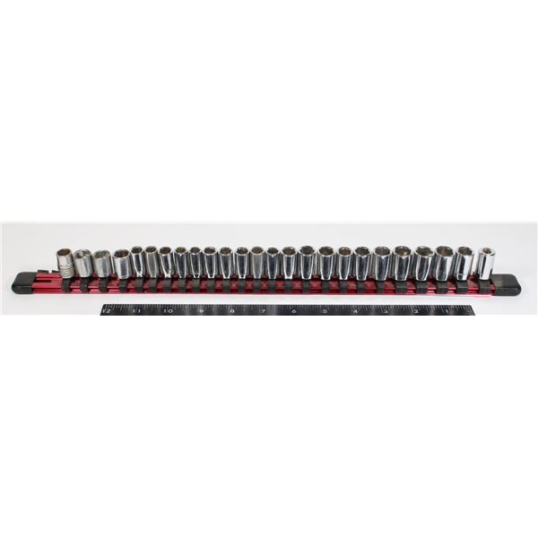 SOCKET SET ON HOLDER