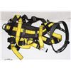 Image 1 : MSA WORKMAN FALL HARNESS