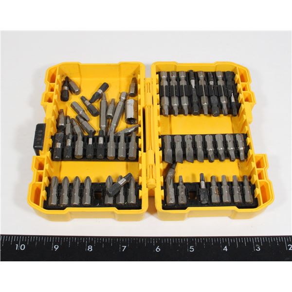 DEWALT BIT SET IN CASE